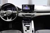 Audi A4 Avant 45 TFSI quattro S Line