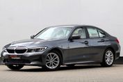 BMW Seria 3 318d Advantage aut