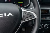Dacia Jogger Extreme 5-miejsc 1.6 Full Hybrid