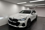 BMW Seria 5 530e xDrive M Sport