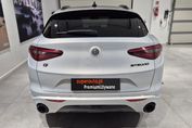 Alfa Romeo Stelvio Turbo Veloce Q4