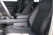 Land Rover Defender 130 5.0 P425 Outbound