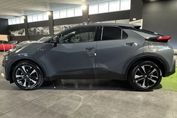 Toyota C-HR Style 2.0 Hybrid Dynamic Force Plug-in