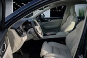 Volvo XC60 B5 D AWD Plus Dark aut