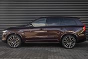 Volvo XC90 T8 AWD Plug-In Hybrid Ultra Dark
