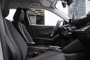 Peugeot 2008 PureTech Allure S&S EAT8