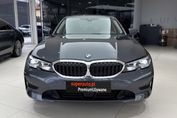 BMW Seria 3 318i