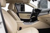 BMW Seria 3 330e