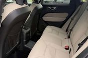 Volvo XC60 B5 AWD Plus Dark