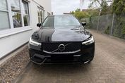 Volvo XC60 B5 AWD Plus Dark
