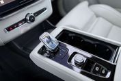 Volvo XC90 T8 AWD Plug-In Hybrid Ultra Bright