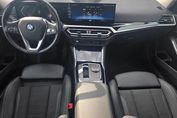 BMW Seria 3 318i aut