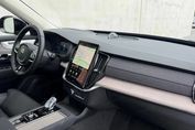 Volvo XC90 T8 AWD Plug-In Hybrid Ultra Dark 7os