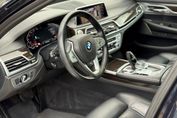 BMW Seria 7 750i xDrive