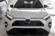 Toyota RAV4 GR Sport 2.5 Hybrid Dynamic Force