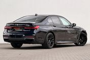 BMW Seria 7 750i xDrive sport-aut