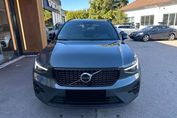 Volvo XC40 B3 Plus Dark