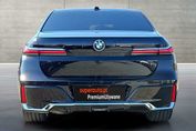 BMW Seria 7 740d xDrive M Sport