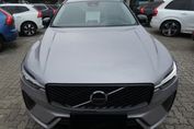 Volvo XC60 B5 B AWD Ultra Dark