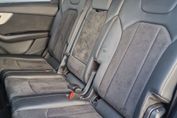 Audi Q7 SQ7 TDI quattro