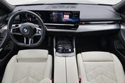 BMW Seria 5 520d xDrive M Sport aut