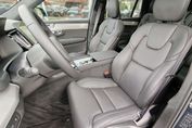 Volvo XC90 B5 AWD Ultra Black Edition