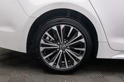Toyota Corolla Style 1.8 Hybrid