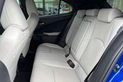 Lexus UX 300h F Sport Design