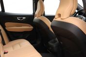 Volvo V60 B4 B Plus Dark