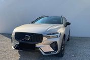 Volvo XC60 B5 AWD Plus Dark