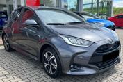 Toyota Yaris Style 1.5 hybrid