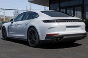 Porsche Panamera 4 E-Hybrid