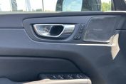 Volvo XC60 T8 Plug-in Hybrid AWD Ultimate Dark