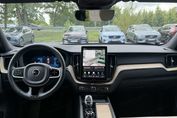 Volvo XC60 B5 B AWD Plus Dark