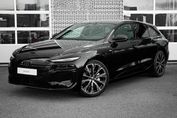 Audi A6 E-tron quattro Avant S line