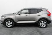Volvo XC40 T3 Momentum Pro