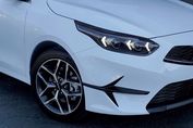 Kia Ceed 1.5 T-GDI Tribute