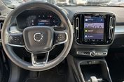 Volvo XC40 B3 Plus Dark