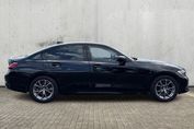 BMW Seria 3 320i