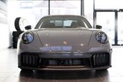 Porsche 911 Carrera 4 GTS