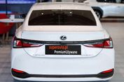 Lexus ES 300h F Sport Design