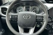 Toyota HiLux Double Cab DLX 4x4