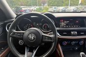 Alfa Romeo Stelvio Turbo Q4