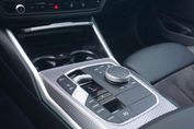 BMW Seria 3 330e M Sport