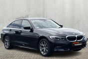BMW Seria 3 320i xDrive Advantage