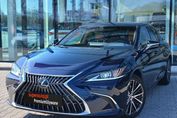 Lexus ES 300h Business Edition