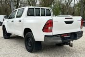 Toyota HiLux Double Cab DLX 4x4
