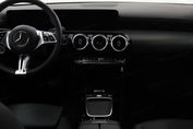 Mercedes CLA 200