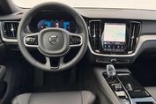 Volvo V60 T6 AWD Plug-In Hybrid Plus Dark aut