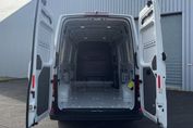 Volkswagen Crafter L4H3 8AT